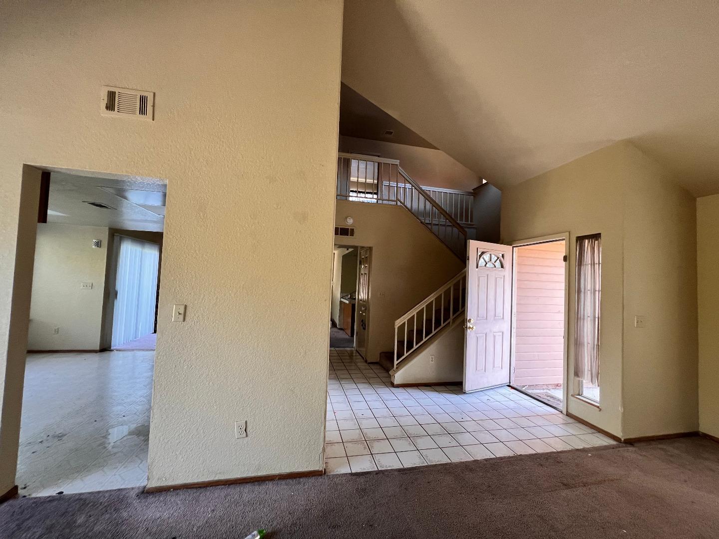 Detail Gallery Image 7 of 19 For 56 Brighton Dr, Vallejo,  CA 94591 - 4 Beds | 2/1 Baths