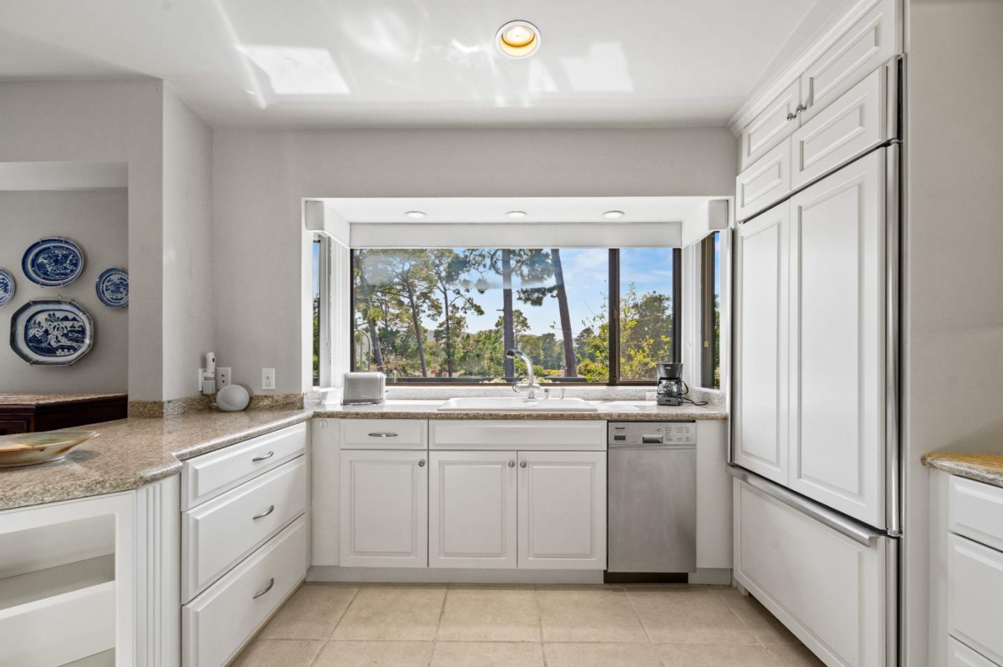 Detail Gallery Image 17 of 58 For 246 Del Mesa Carmel, Carmel,  CA 93923 - 2 Beds | 2 Baths