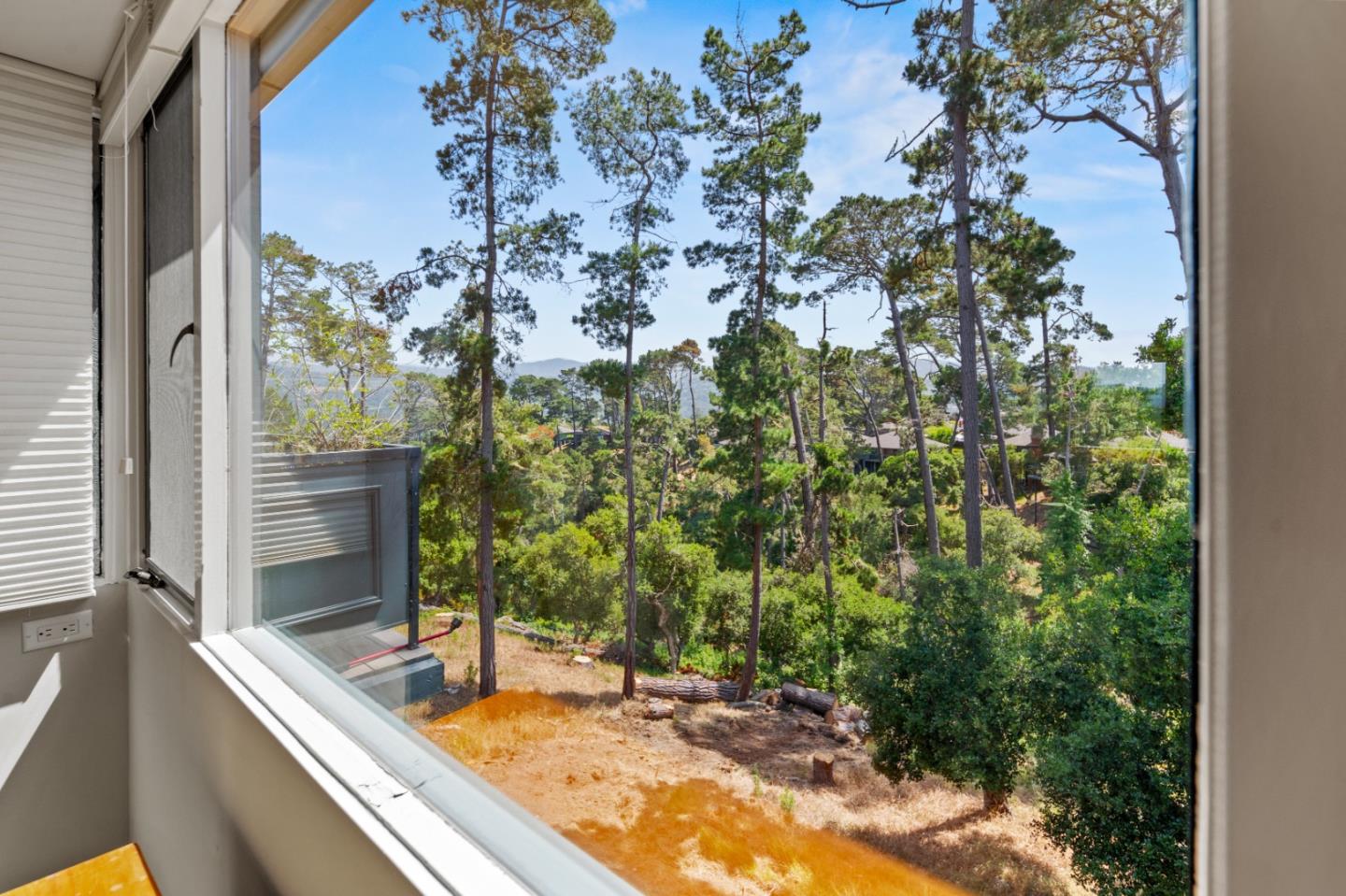Detail Gallery Image 29 of 58 For 246 Del Mesa Carmel, Carmel,  CA 93923 - 2 Beds | 2 Baths