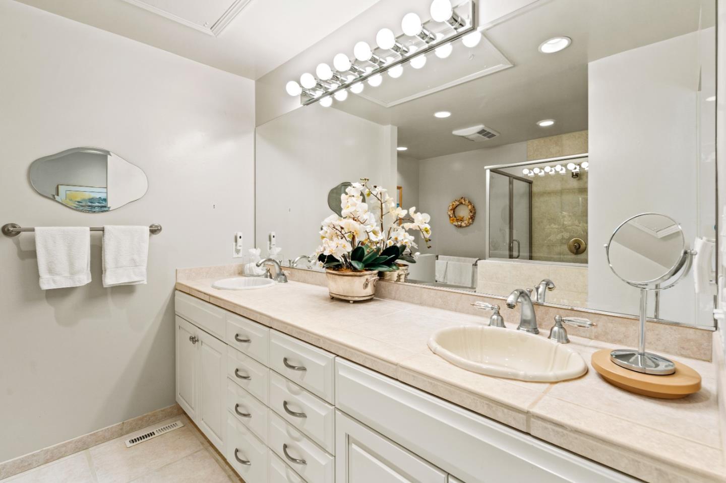 Detail Gallery Image 31 of 58 For 246 Del Mesa Carmel, Carmel,  CA 93923 - 2 Beds | 2 Baths
