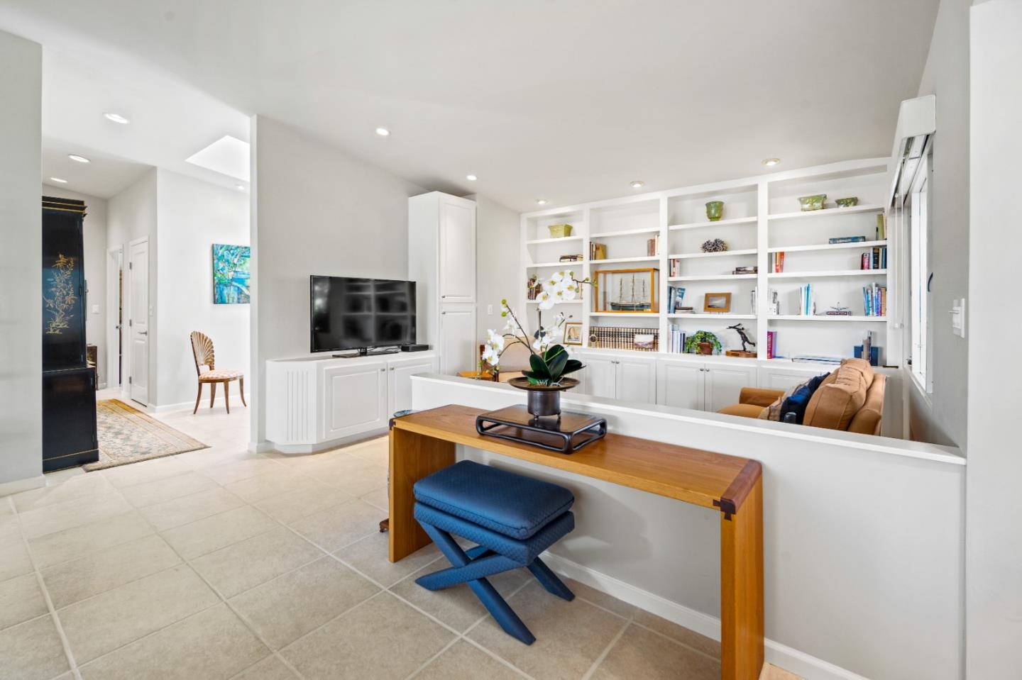 Detail Gallery Image 5 of 58 For 246 Del Mesa Carmel, Carmel,  CA 93923 - 2 Beds | 2 Baths
