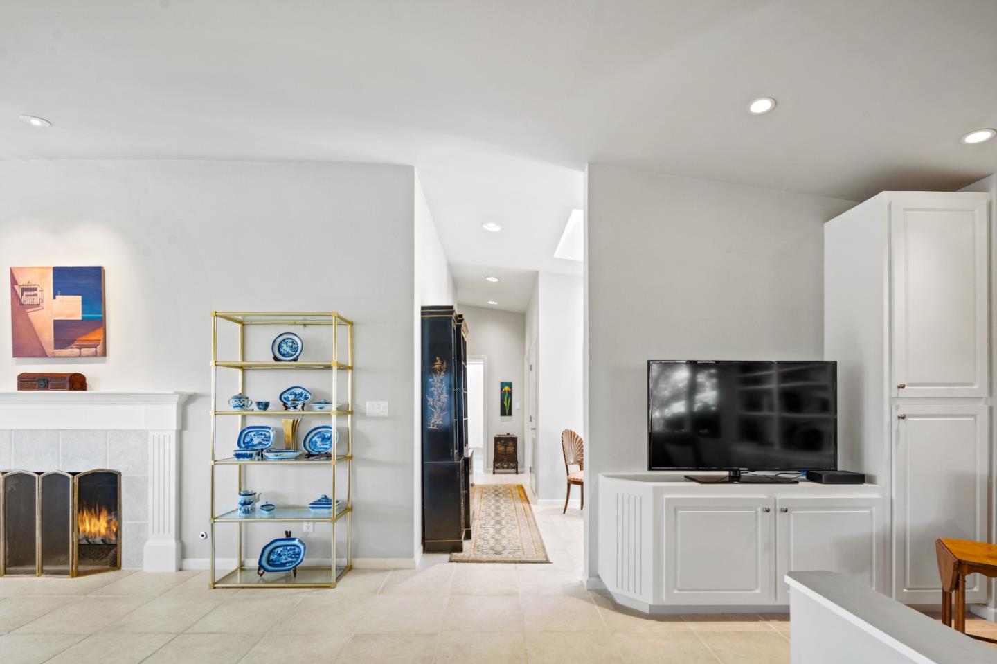 Detail Gallery Image 7 of 58 For 246 Del Mesa Carmel, Carmel,  CA 93923 - 2 Beds | 2 Baths