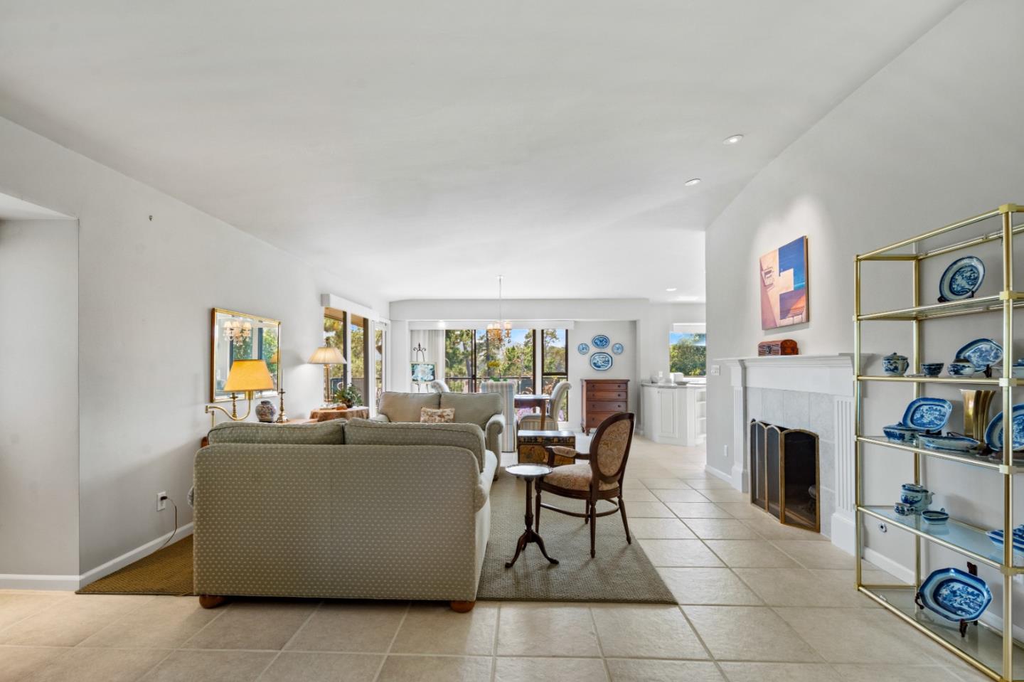 Detail Gallery Image 8 of 58 For 246 Del Mesa Carmel, Carmel,  CA 93923 - 2 Beds | 2 Baths