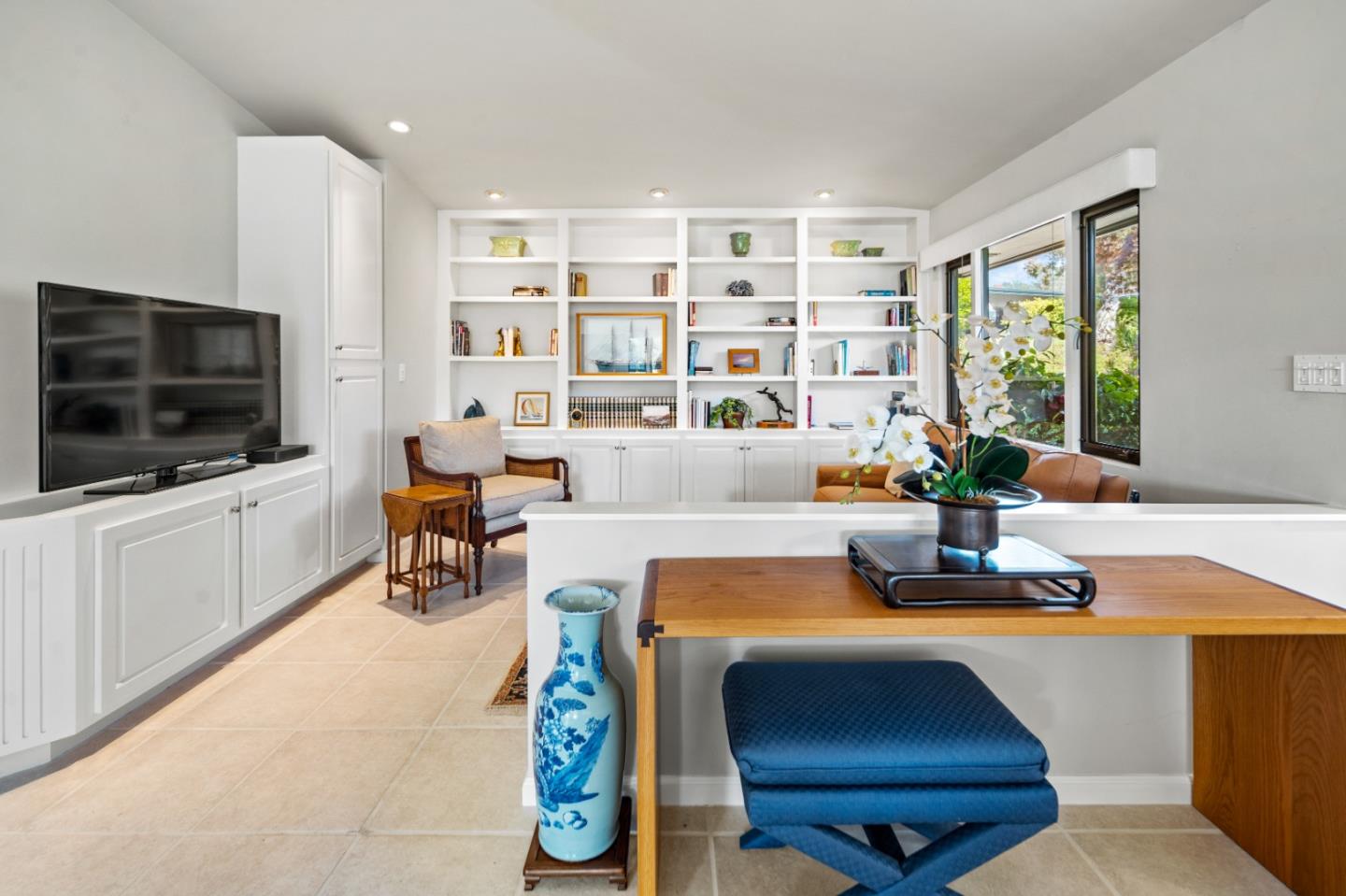 Detail Gallery Image 9 of 58 For 246 Del Mesa Carmel, Carmel,  CA 93923 - 2 Beds | 2 Baths