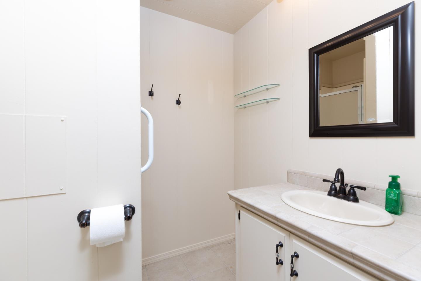 Detail Gallery Image 15 of 31 For 29 Knollwood #29,  Aptos,  CA 95003 - 2 Beds | 2 Baths