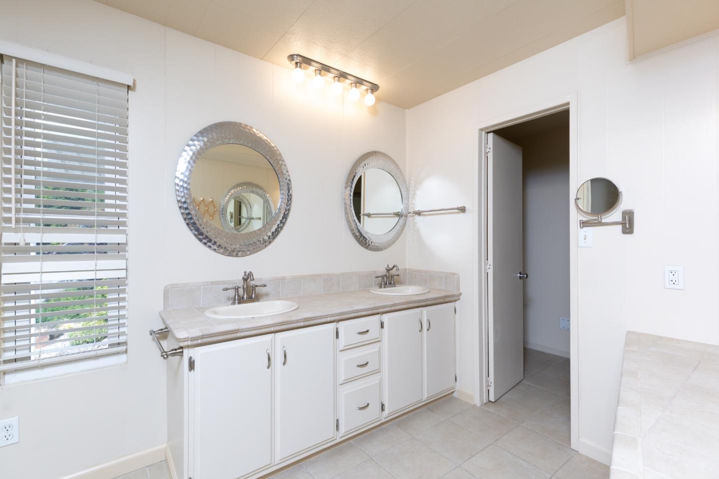Detail Gallery Image 18 of 31 For 29 Knollwood #29,  Aptos,  CA 95003 - 2 Beds | 2 Baths