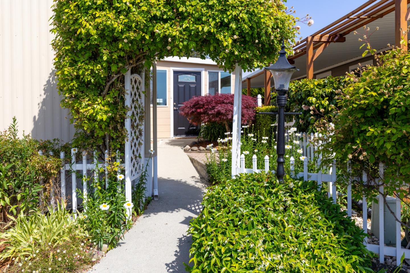 Detail Gallery Image 3 of 31 For 29 Knollwood #29,  Aptos,  CA 95003 - 2 Beds | 2 Baths