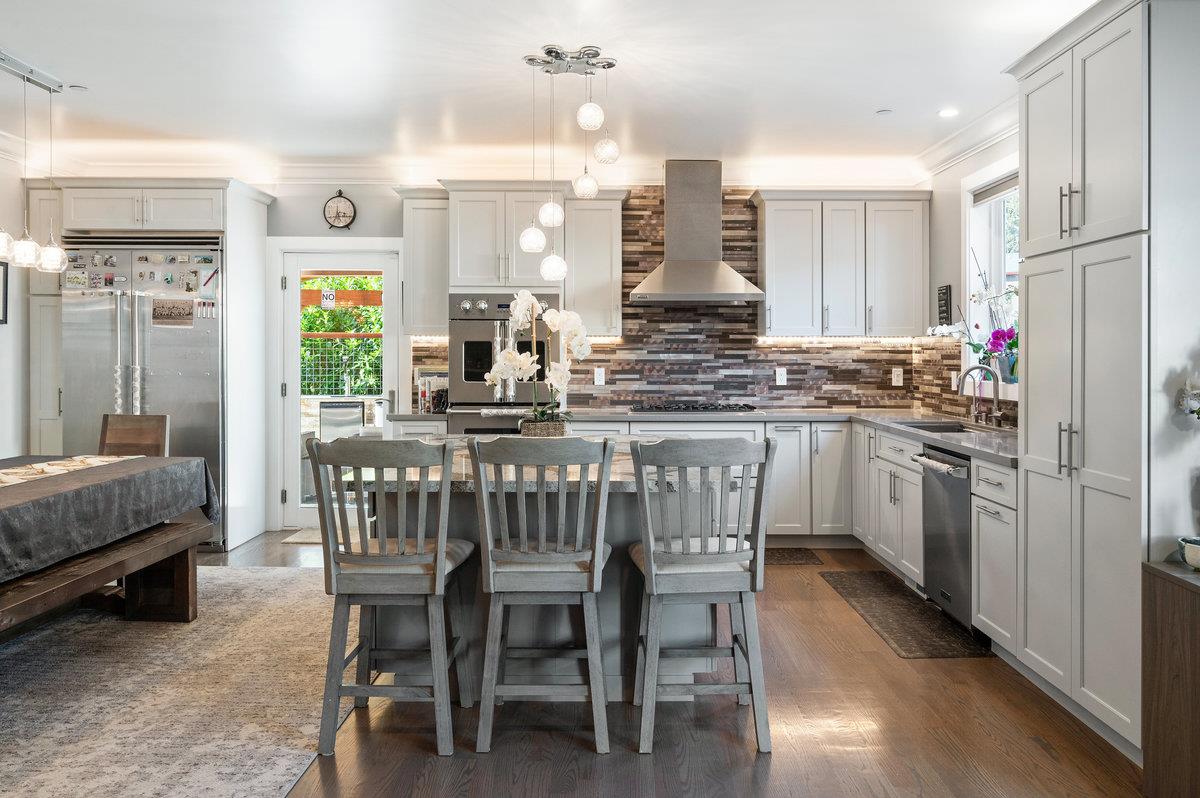 Detail Gallery Image 14 of 81 For 227 Theodor Ln, Sonoma,  CA 95476 - 5 Beds | 4/1 Baths