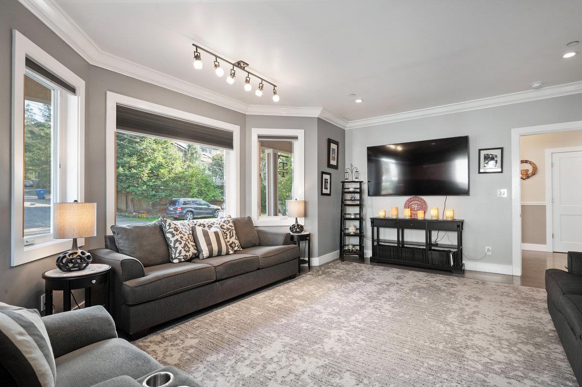 Detail Gallery Image 19 of 81 For 227 Theodor Ln, Sonoma,  CA 95476 - 5 Beds | 4/1 Baths
