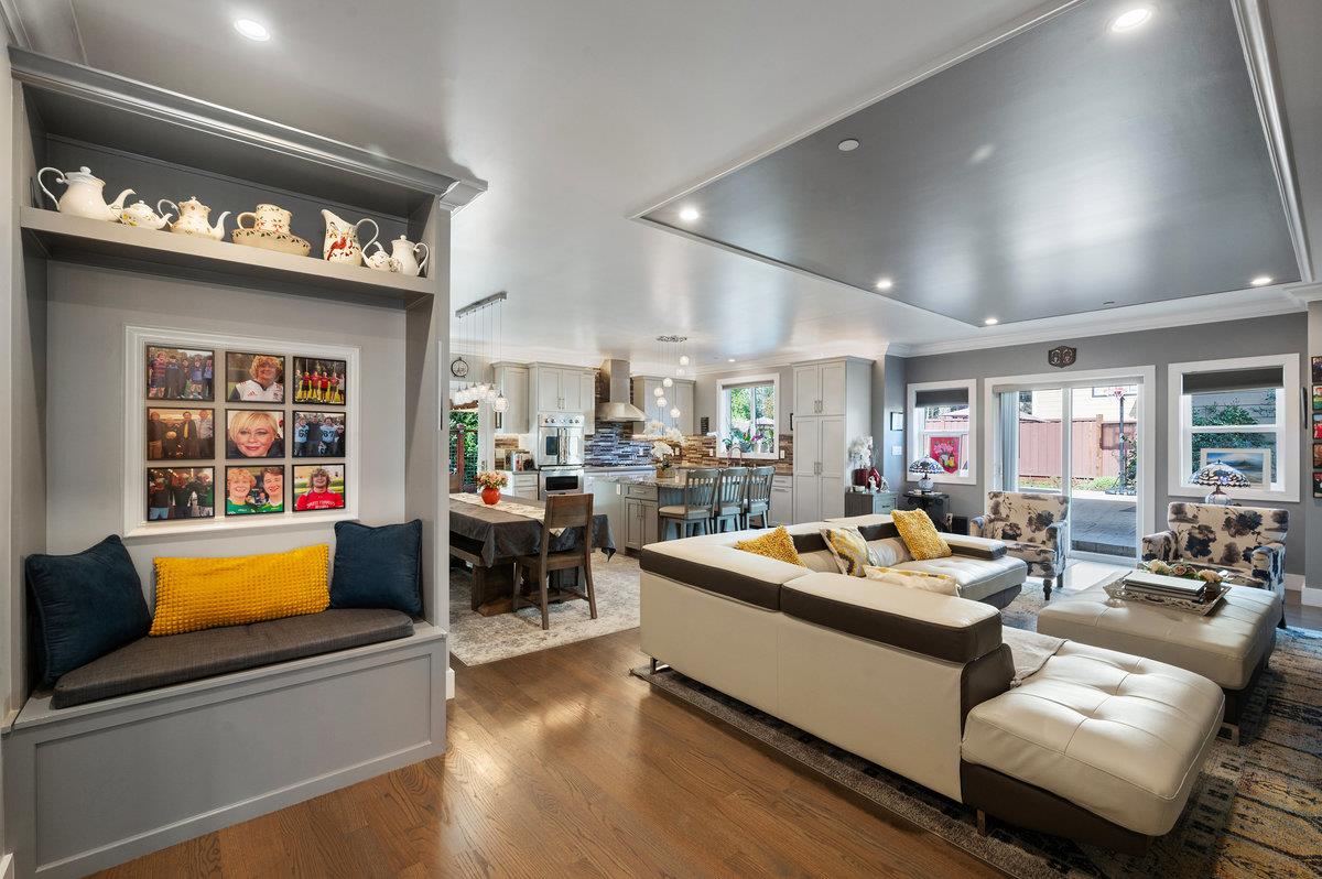 Detail Gallery Image 3 of 81 For 227 Theodor Ln, Sonoma,  CA 95476 - 5 Beds | 4/1 Baths