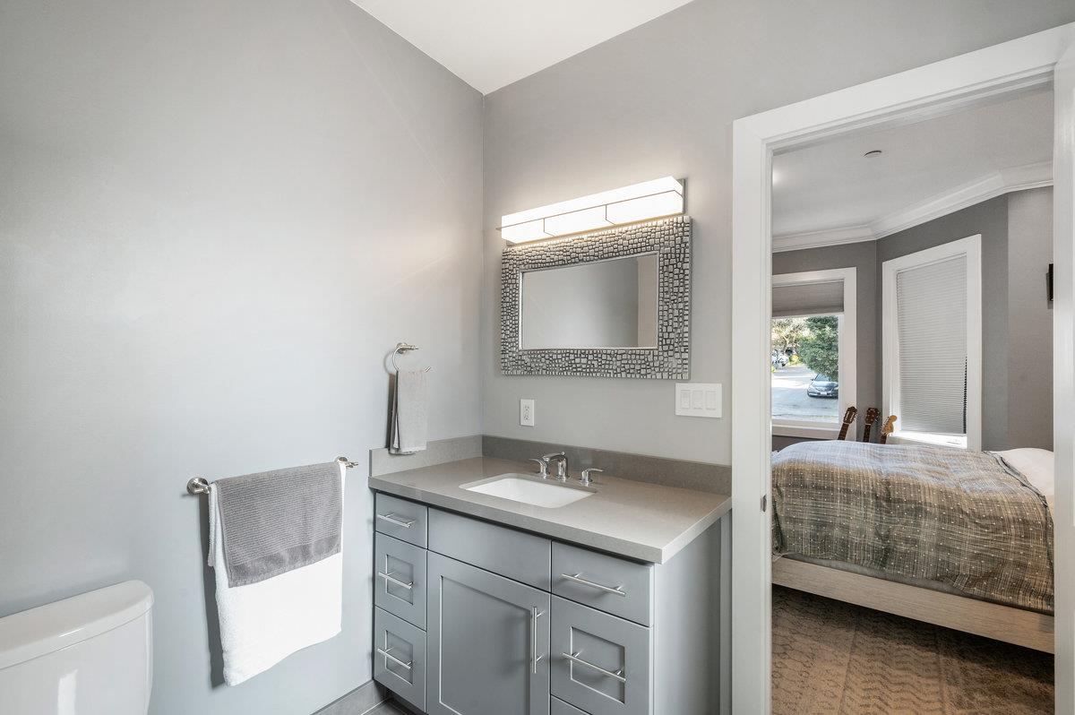 Detail Gallery Image 33 of 81 For 227 Theodor Ln, Sonoma,  CA 95476 - 5 Beds | 4/1 Baths