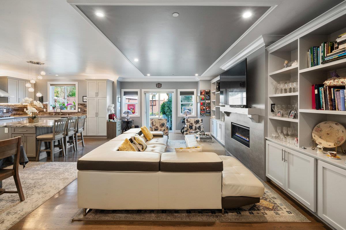 Detail Gallery Image 4 of 81 For 227 Theodor Ln, Sonoma,  CA 95476 - 5 Beds | 4/1 Baths
