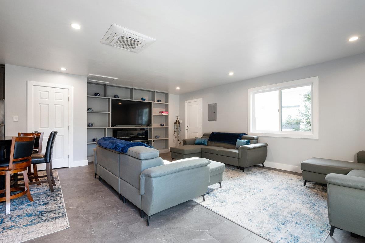 Detail Gallery Image 48 of 81 For 227 Theodor Ln, Sonoma,  CA 95476 - 5 Beds | 4/1 Baths
