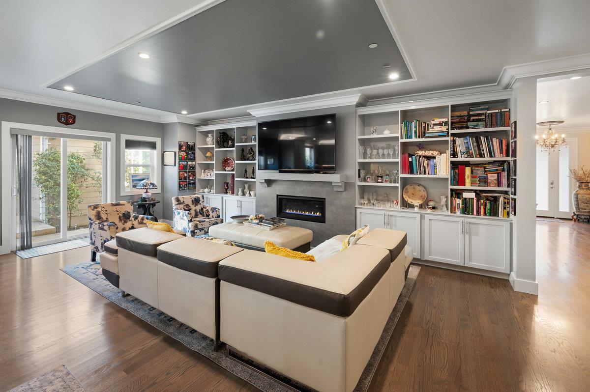 Detail Gallery Image 5 of 81 For 227 Theodor Ln, Sonoma,  CA 95476 - 5 Beds | 4/1 Baths