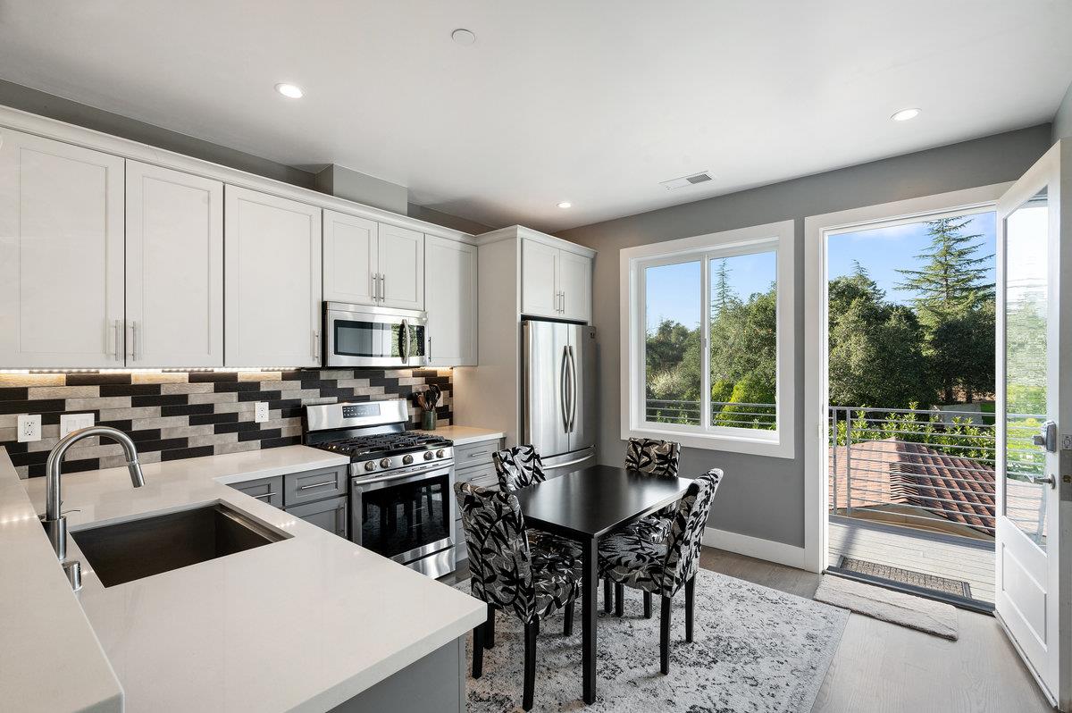 Detail Gallery Image 56 of 81 For 227 Theodor Ln, Sonoma,  CA 95476 - 5 Beds | 4/1 Baths