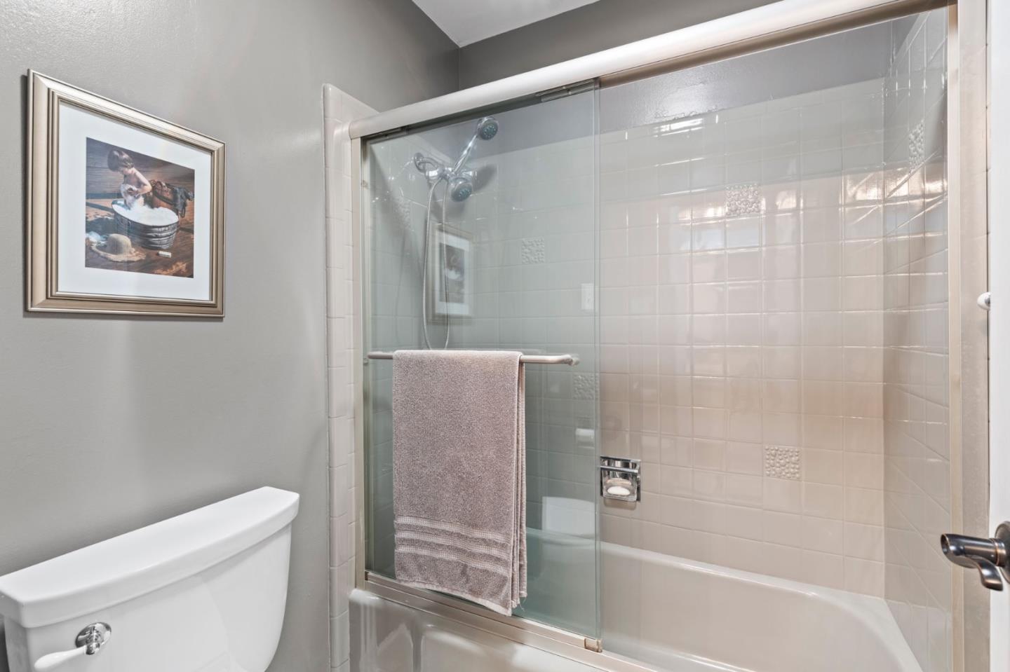 Detail Gallery Image 30 of 50 For 3155 Brittan Ave, San Carlos,  CA 94070 - 3 Beds | 2/1 Baths