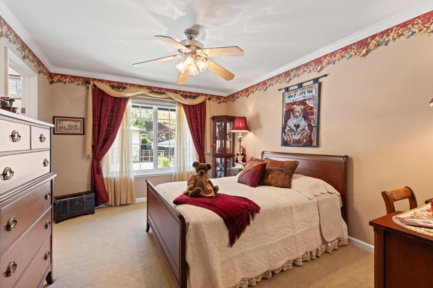 Detail Gallery Image 31 of 50 For 3155 Brittan Ave, San Carlos,  CA 94070 - 3 Beds | 2/1 Baths