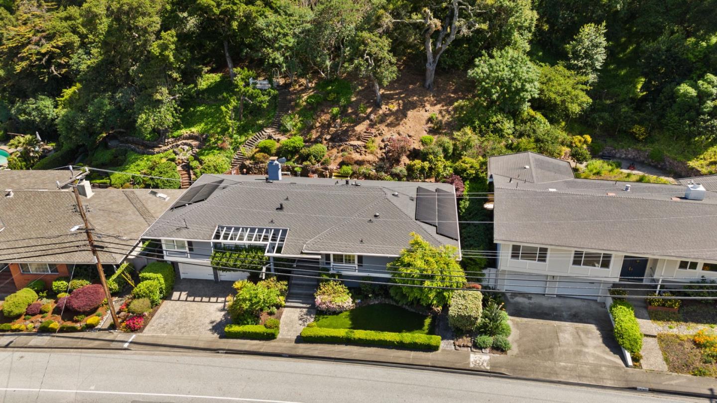 Detail Gallery Image 47 of 50 For 3155 Brittan Ave, San Carlos,  CA 94070 - 3 Beds | 2/1 Baths