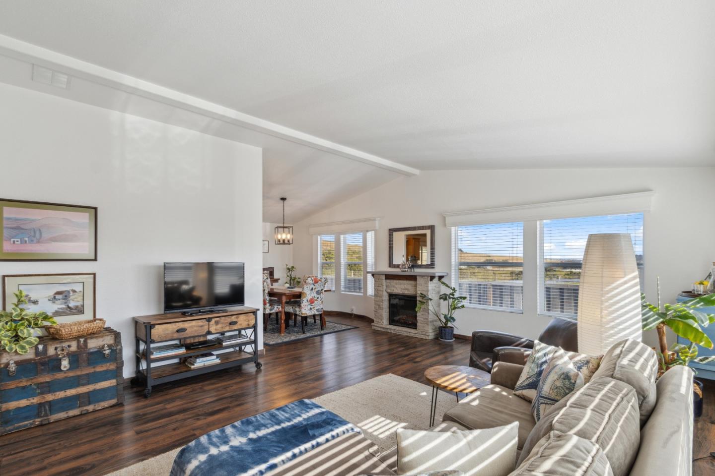 Detail Gallery Image 4 of 71 For 1900 Highway 1 #94,  Moss Landing,  CA 95039 - 3 Beds | 2 Baths