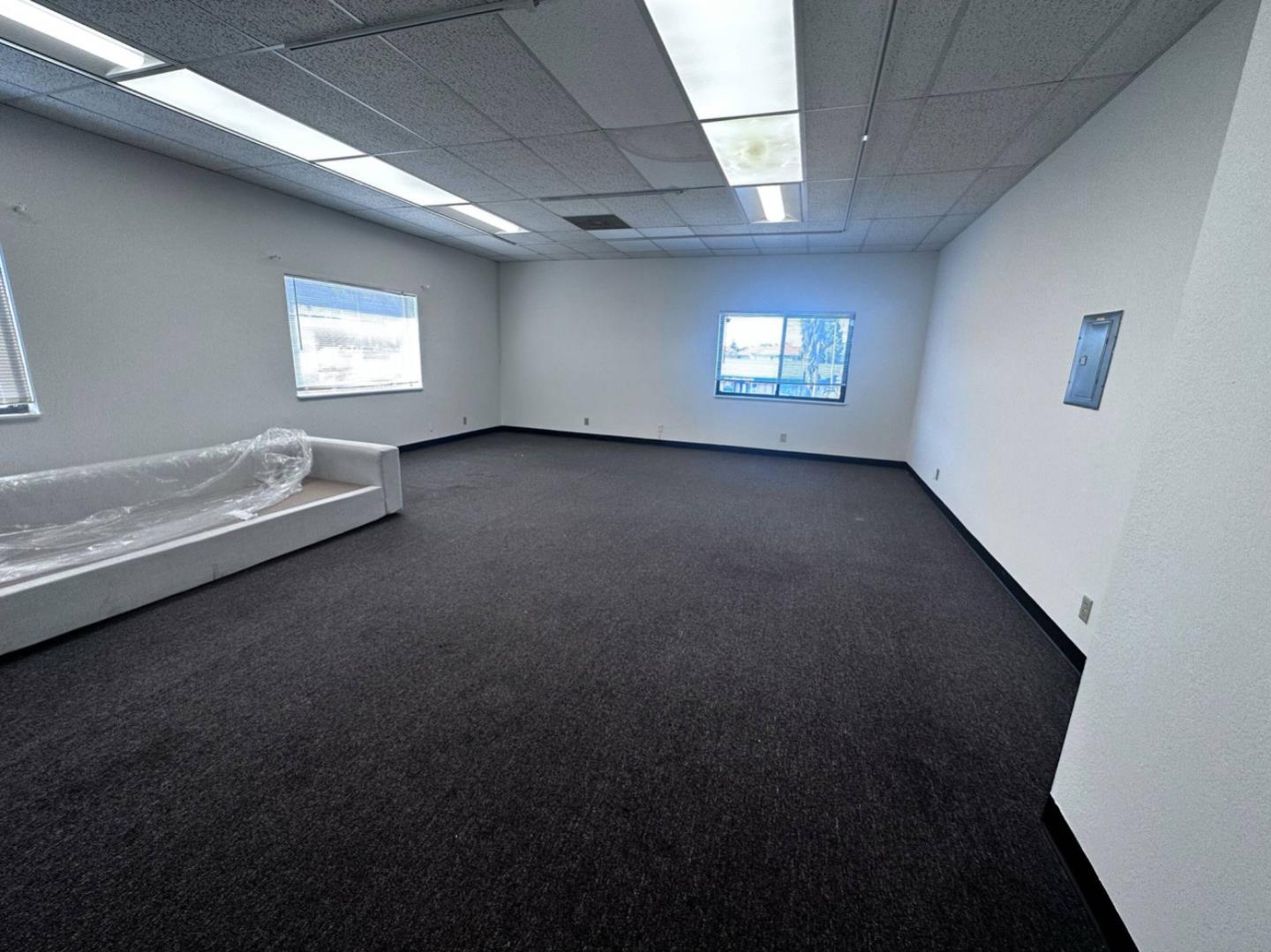 Detail Gallery Image 19 of 24 For 998 E El Camino Real, Sunnyvale,  CA 94087 - – Beds | – Baths