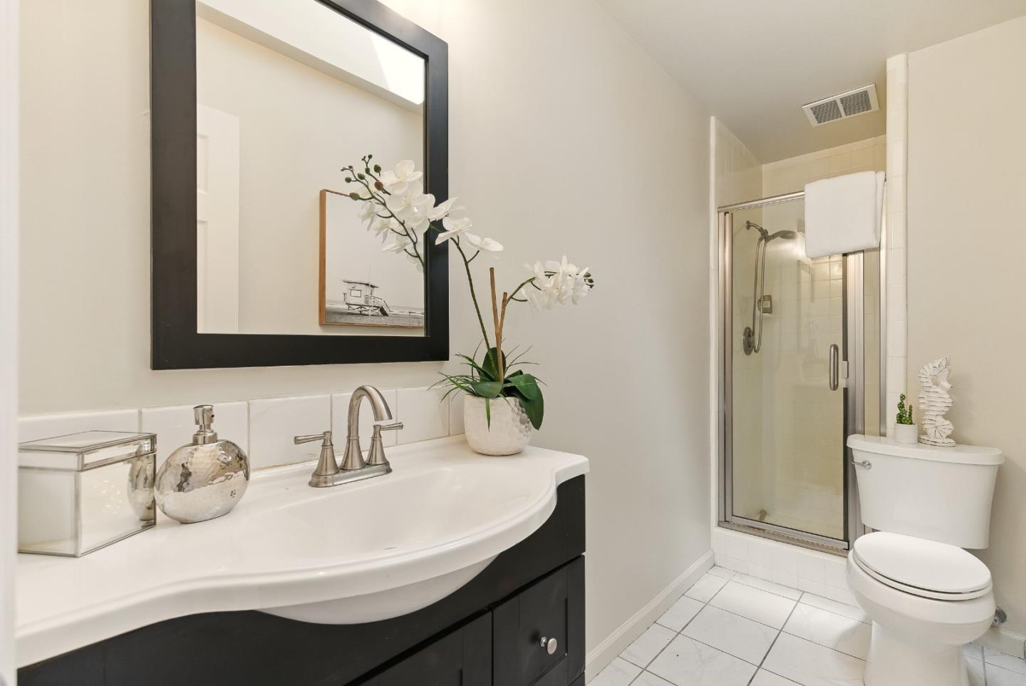 Detail Gallery Image 22 of 36 For 3406 Alameda De Las Pulgas, Menlo Park,  CA 94025 - 3 Beds | 2 Baths