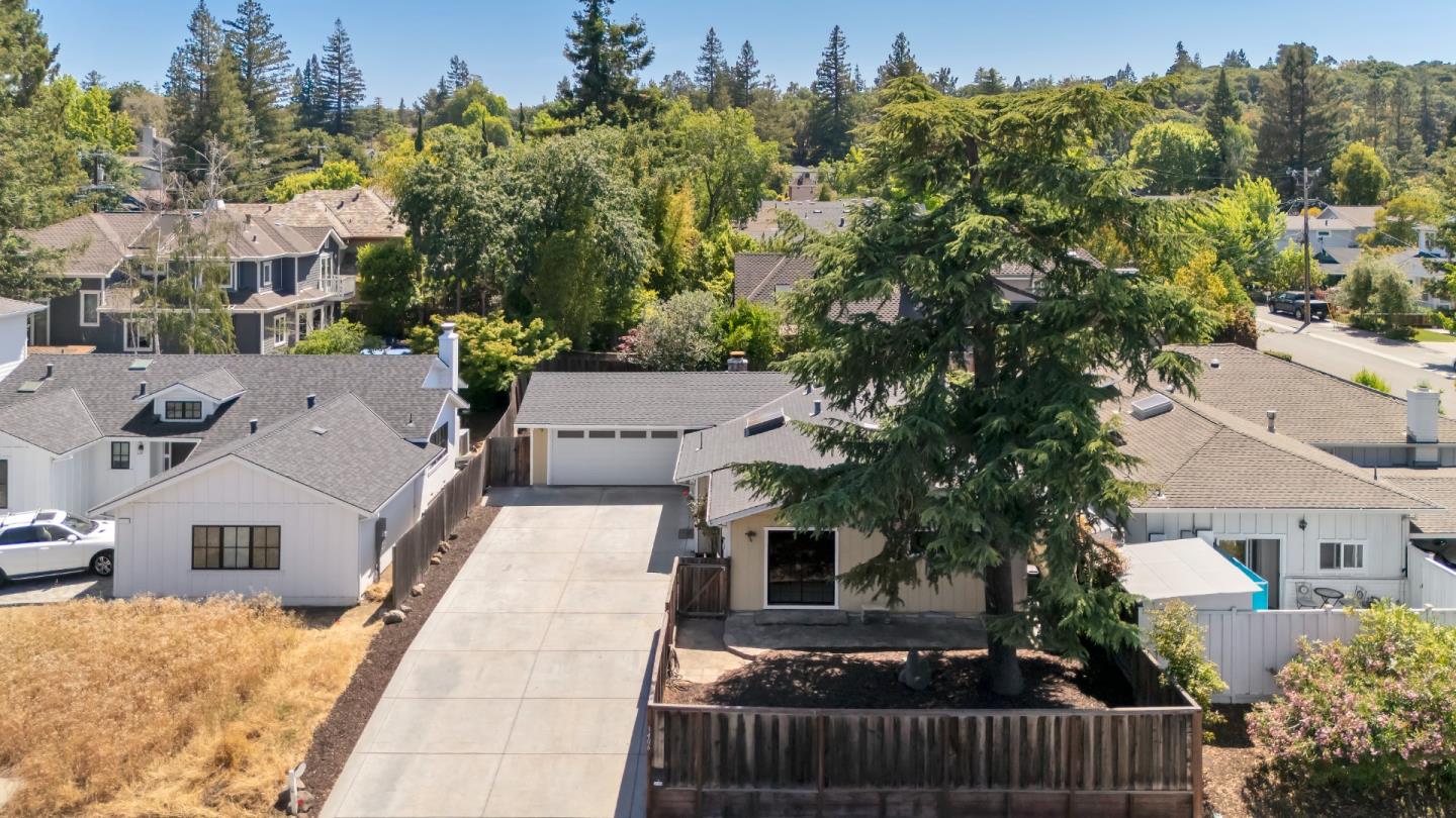 Detail Gallery Image 33 of 36 For 3406 Alameda De Las Pulgas, Menlo Park,  CA 94025 - 3 Beds | 2 Baths