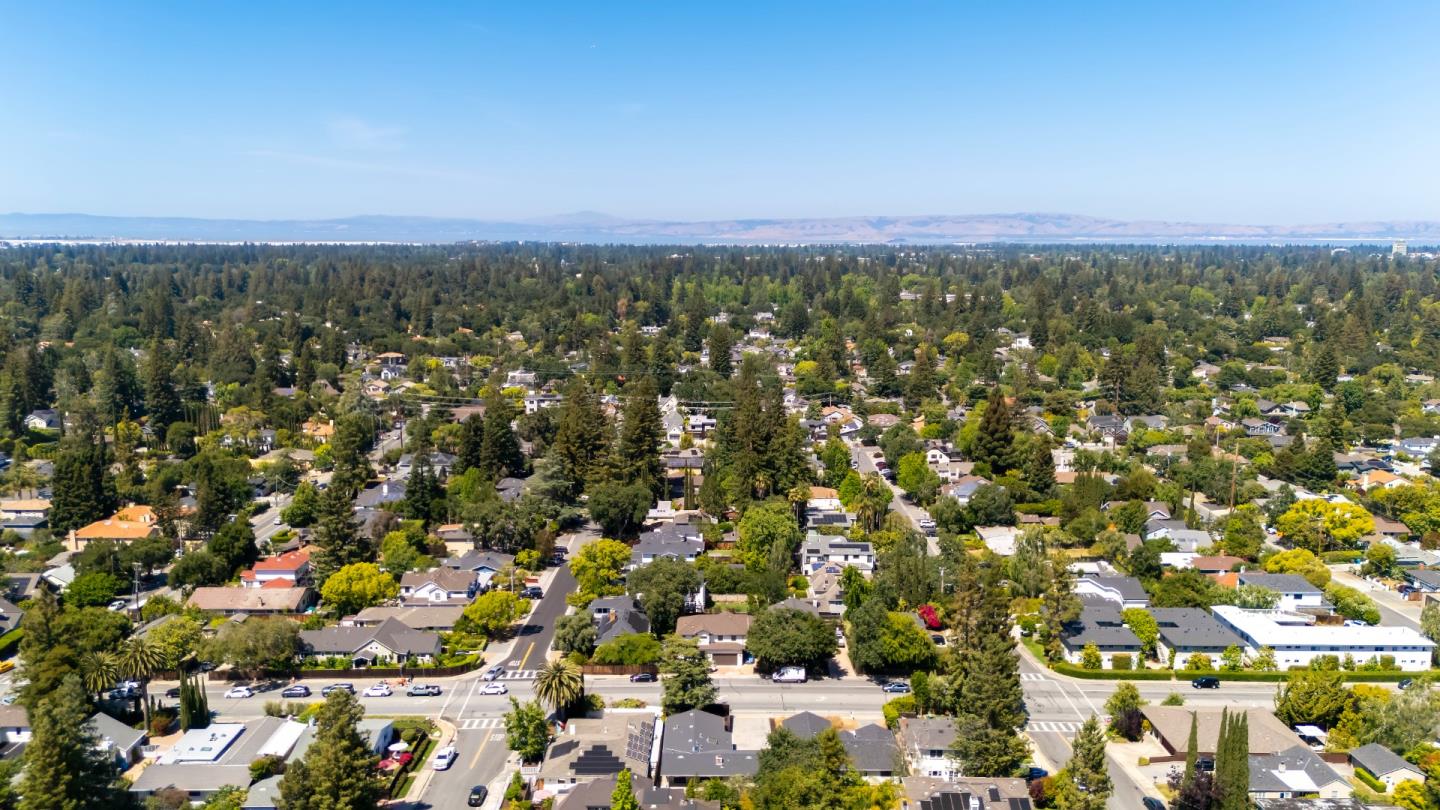 Detail Gallery Image 36 of 36 For 3406 Alameda De Las Pulgas, Menlo Park,  CA 94025 - 3 Beds | 2 Baths