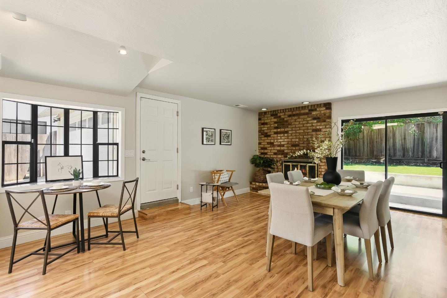 Detail Gallery Image 8 of 36 For 3406 Alameda De Las Pulgas, Menlo Park,  CA 94025 - 3 Beds | 2 Baths