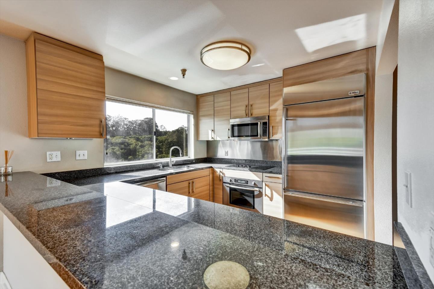 Detail Gallery Image 10 of 47 For 1700 De Anza Blvd 308b,  San Mateo,  CA 94403 - 2 Beds | 2 Baths