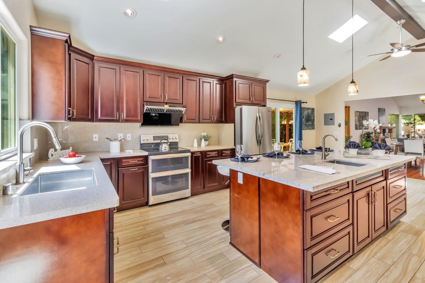 Detail Gallery Image 12 of 60 For 3514 Ramstad Dr, San Jose,  CA 95127 - 6 Beds | 3/1 Baths