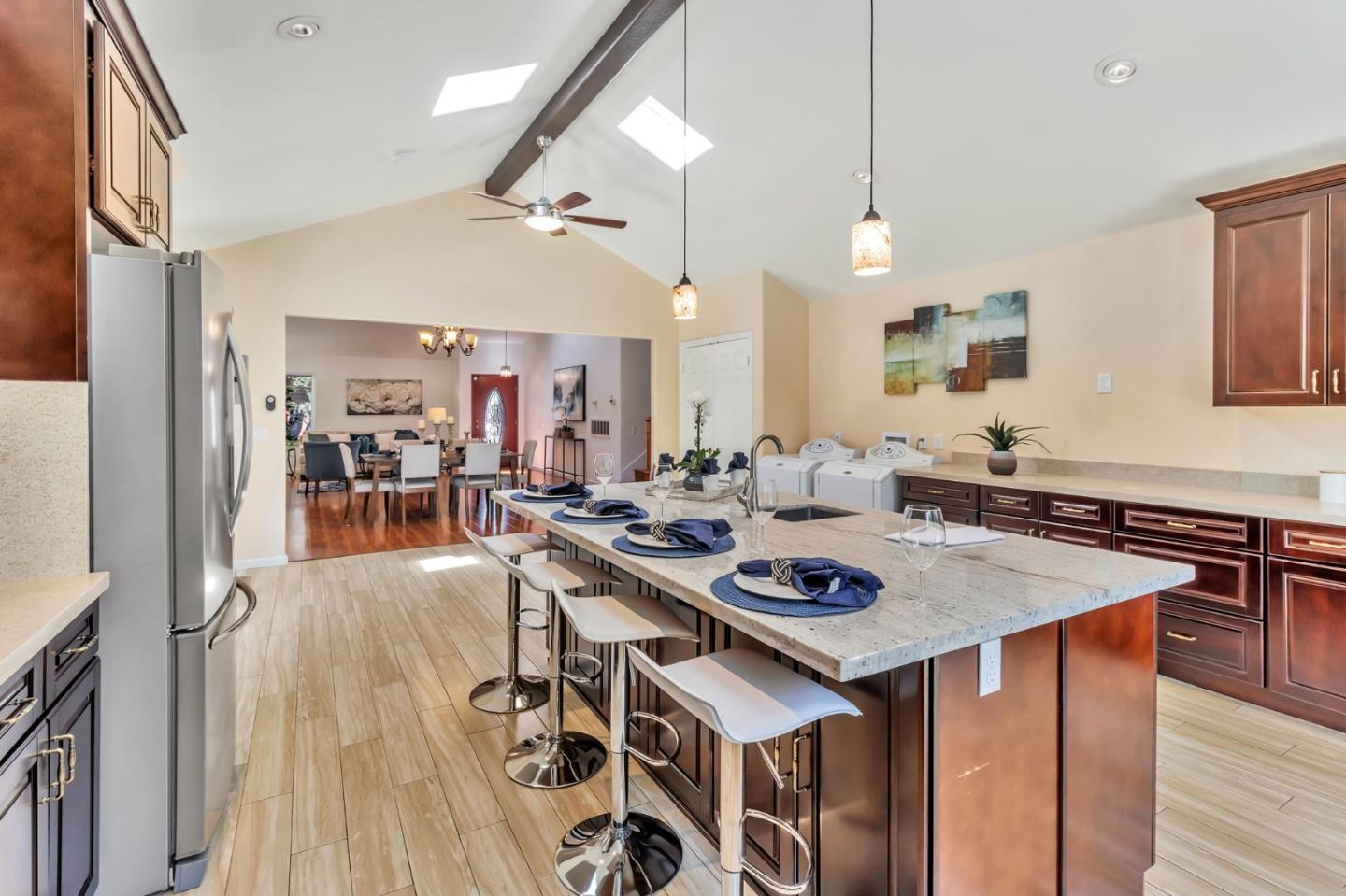 Detail Gallery Image 14 of 60 For 3514 Ramstad Dr, San Jose,  CA 95127 - 6 Beds | 3/1 Baths