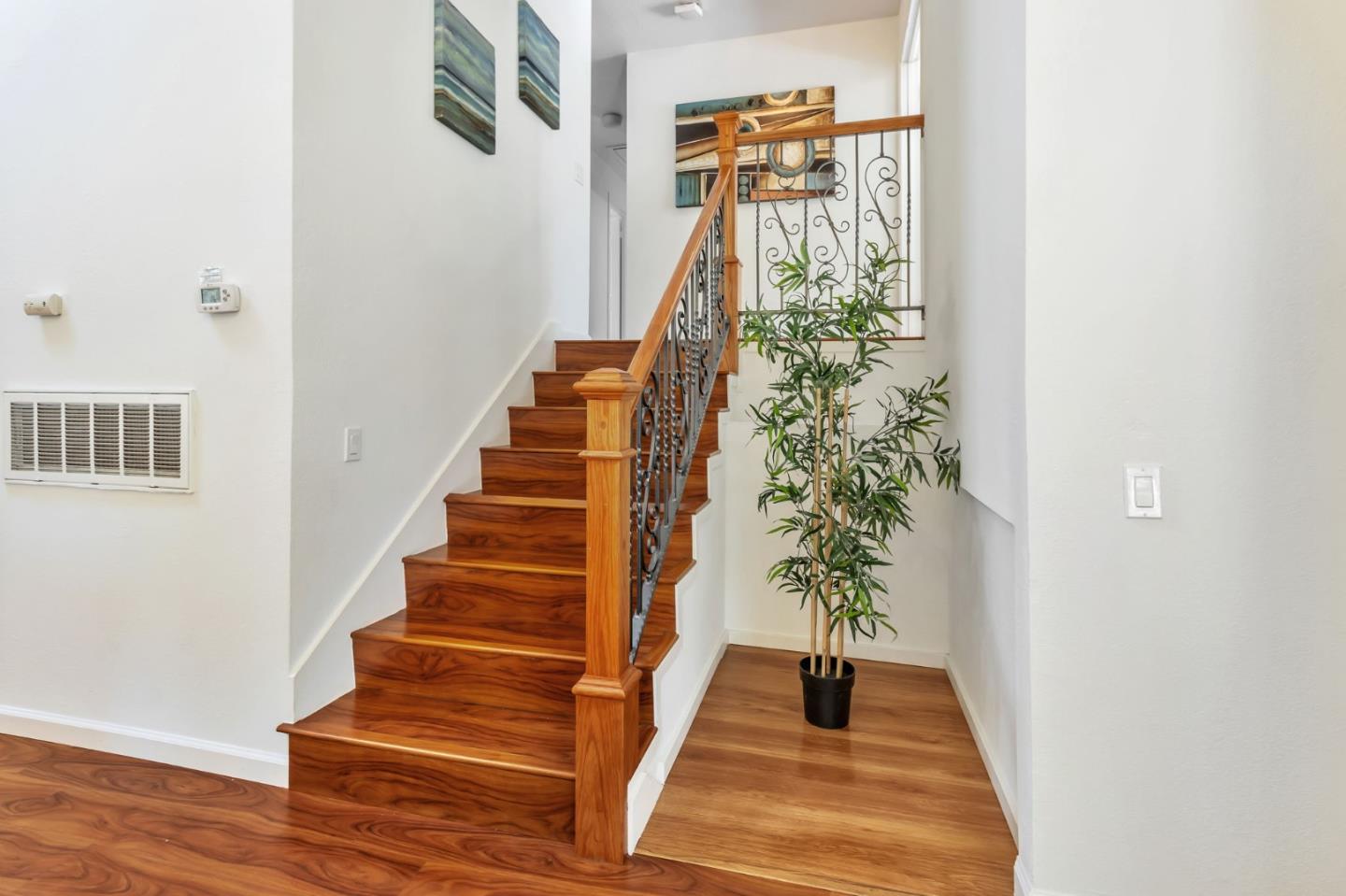 Detail Gallery Image 19 of 60 For 3514 Ramstad Dr, San Jose,  CA 95127 - 6 Beds | 3/1 Baths