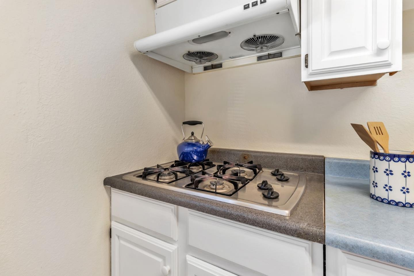 Detail Gallery Image 43 of 60 For 3514 Ramstad Dr, San Jose,  CA 95127 - 6 Beds | 3/1 Baths