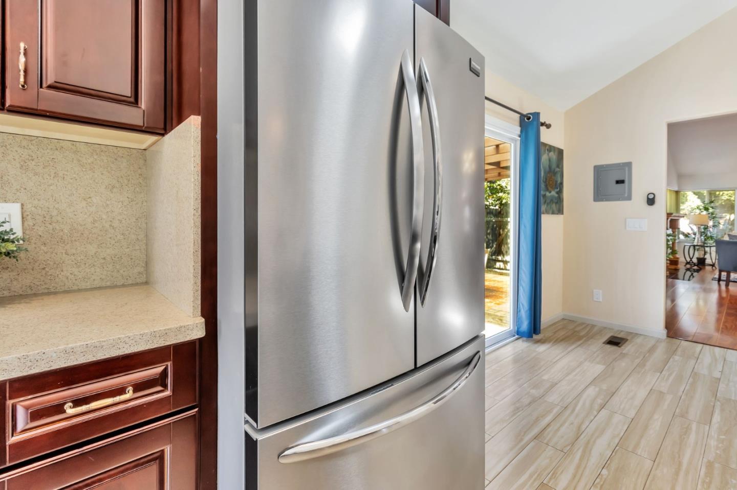 Detail Gallery Image 9 of 60 For 3514 Ramstad Dr, San Jose,  CA 95127 - 6 Beds | 3/1 Baths