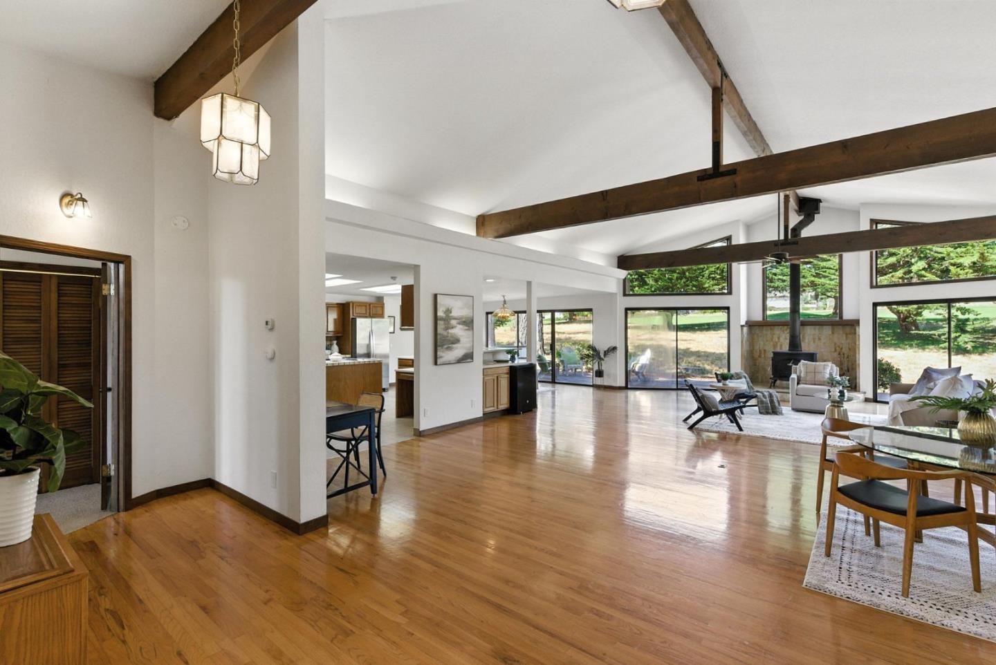 Detail Gallery Image 10 of 54 For 3033 Stevenson Dr, Pebble Beach,  CA 93953 - 2 Beds | 3/1 Baths