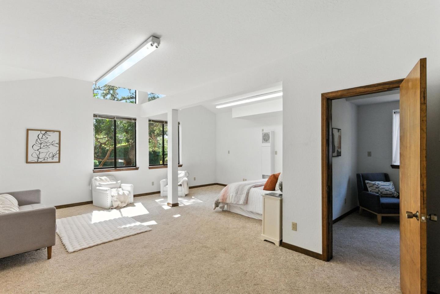 Detail Gallery Image 40 of 54 For 3033 Stevenson Dr, Pebble Beach,  CA 93953 - 2 Beds | 3/1 Baths