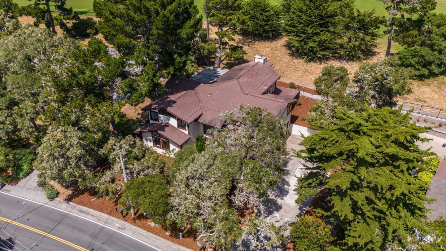 Detail Gallery Image 50 of 54 For 3033 Stevenson Dr, Pebble Beach,  CA 93953 - 2 Beds | 3/1 Baths