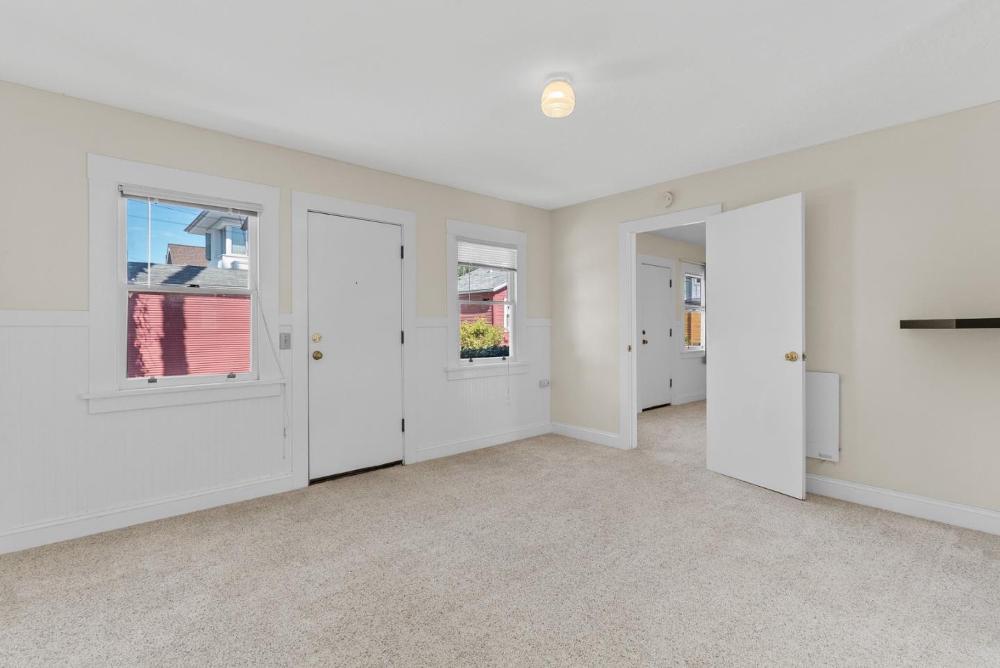 Detail Gallery Image 12 of 44 For 202 Hollister Ave, Capitola,  CA 95010 - 2 Beds | 2 Baths