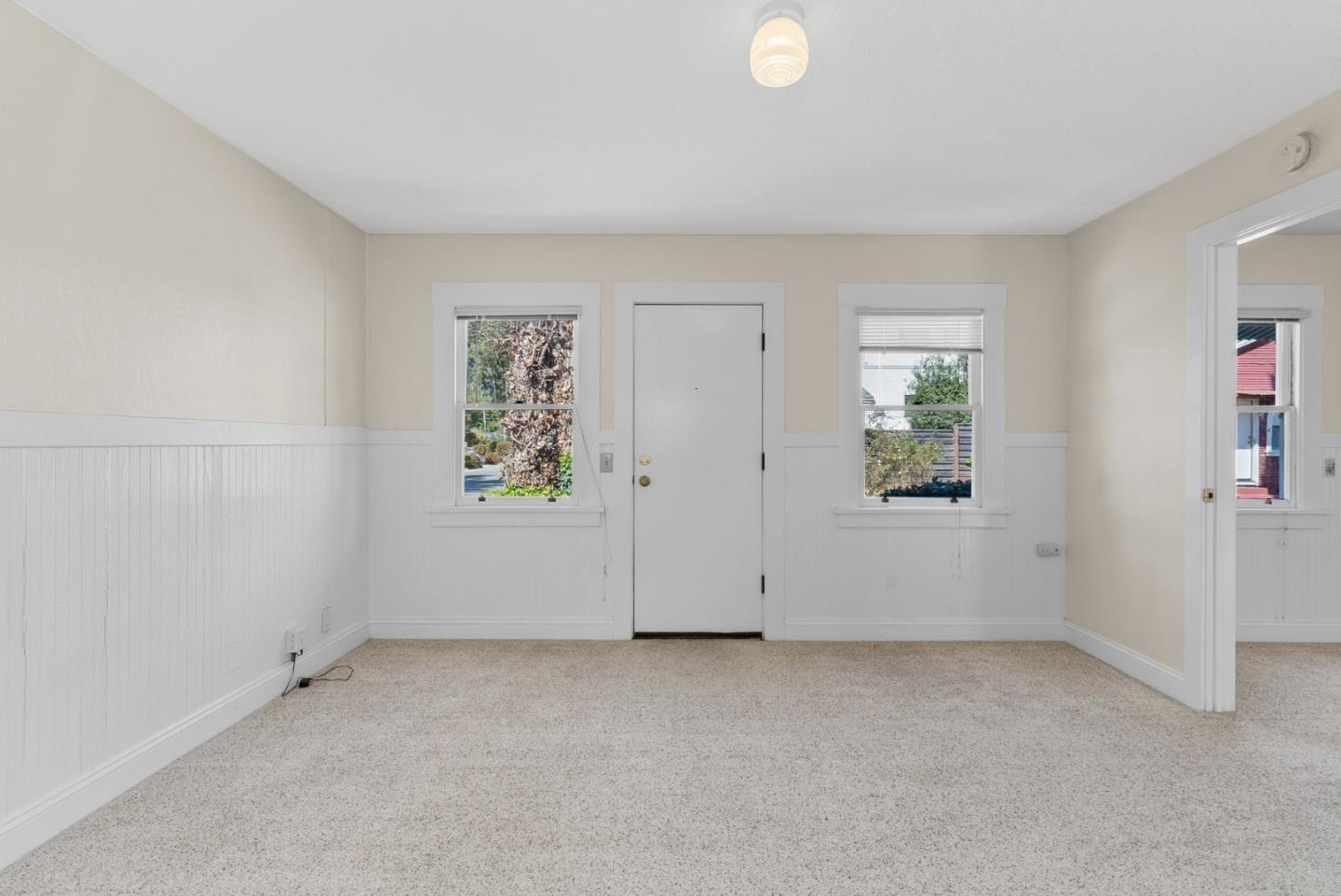 Detail Gallery Image 13 of 44 For 202 Hollister Ave, Capitola,  CA 95010 - 2 Beds | 2 Baths