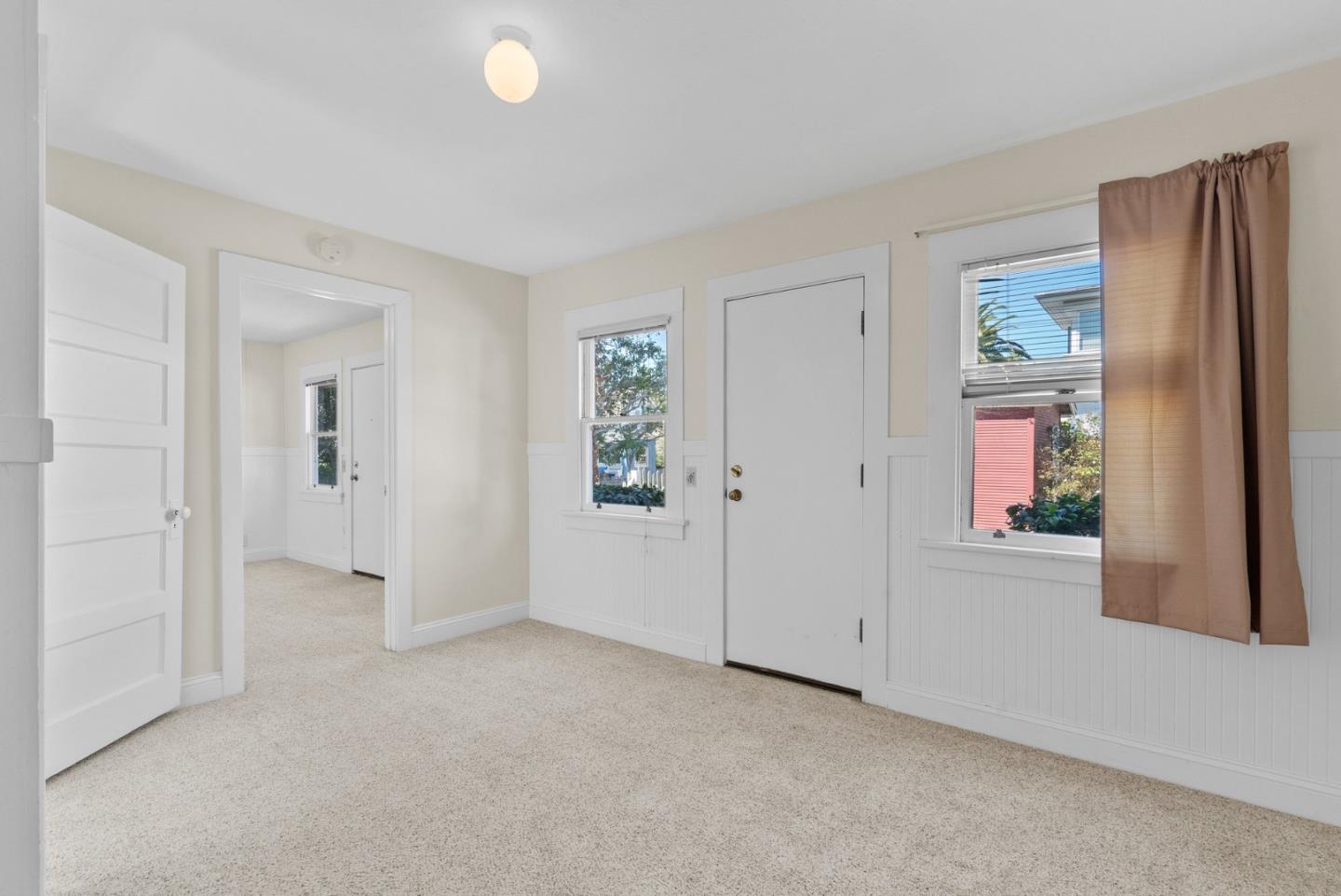 Detail Gallery Image 22 of 44 For 202 Hollister Ave, Capitola,  CA 95010 - 2 Beds | 2 Baths