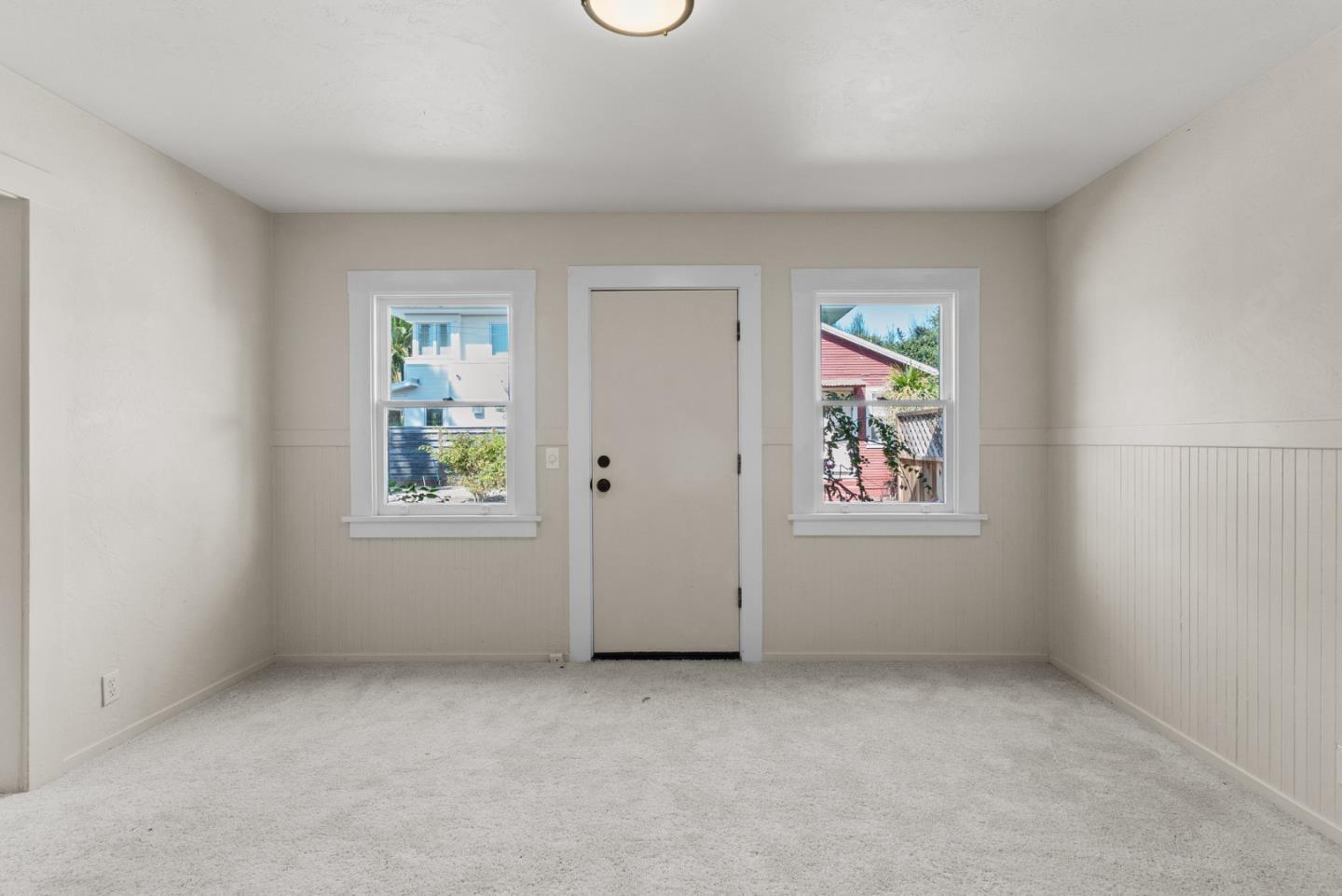 Detail Gallery Image 35 of 44 For 202 Hollister Ave, Capitola,  CA 95010 - 2 Beds | 2 Baths