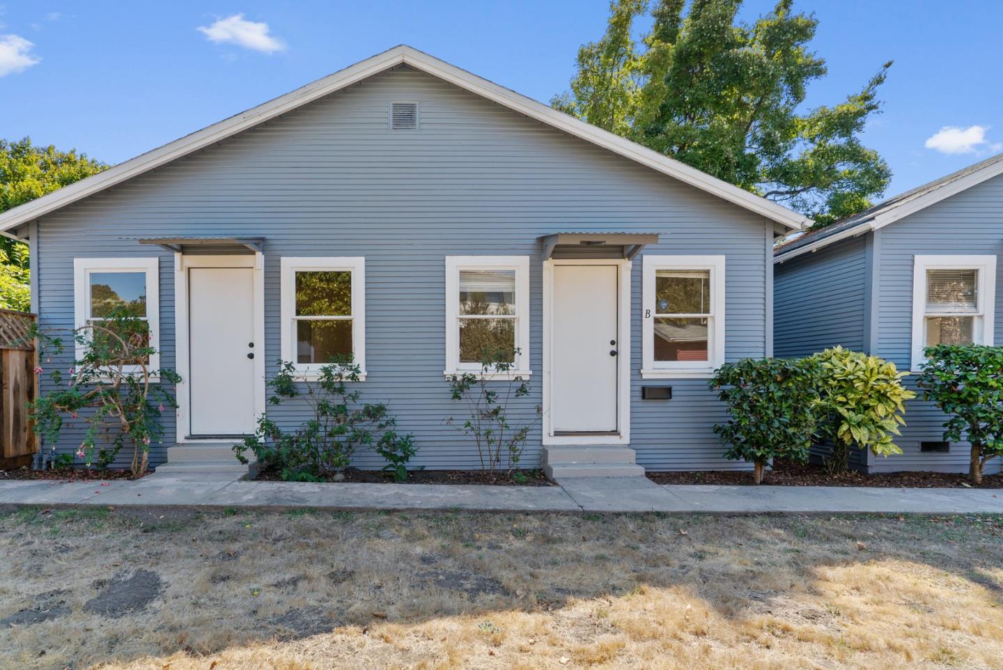 Detail Gallery Image 8 of 44 For 202 Hollister Ave, Capitola,  CA 95010 - 2 Beds | 2 Baths
