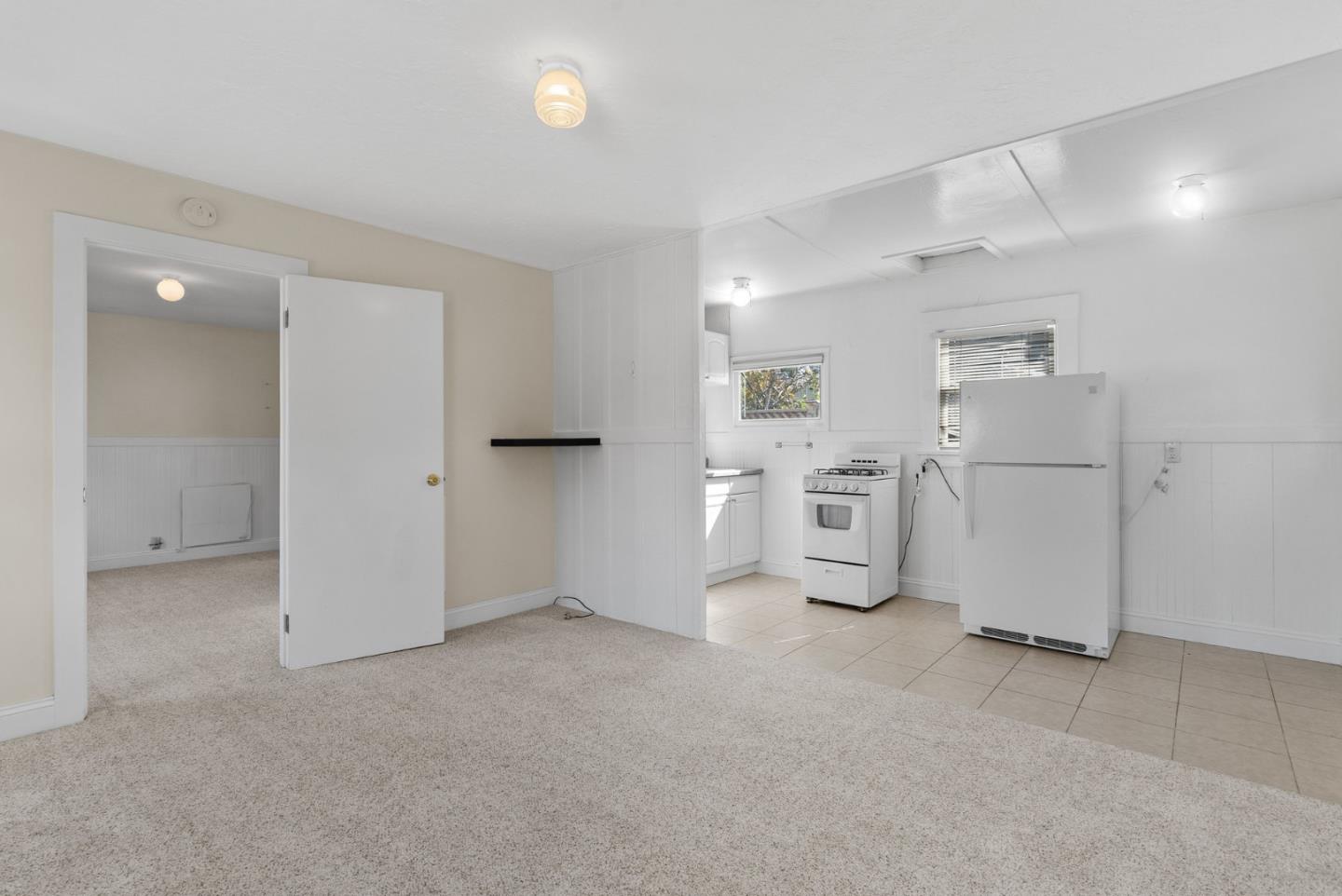Detail Gallery Image 9 of 44 For 202 Hollister Ave, Capitola,  CA 95010 - 2 Beds | 2 Baths