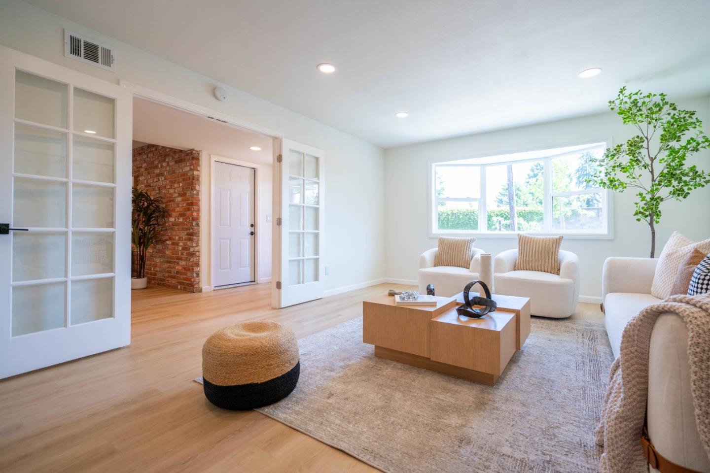 Detail Gallery Image 10 of 25 For 81 Rooney St, Santa Cruz,  CA 95065 - 3 Beds | 2 Baths