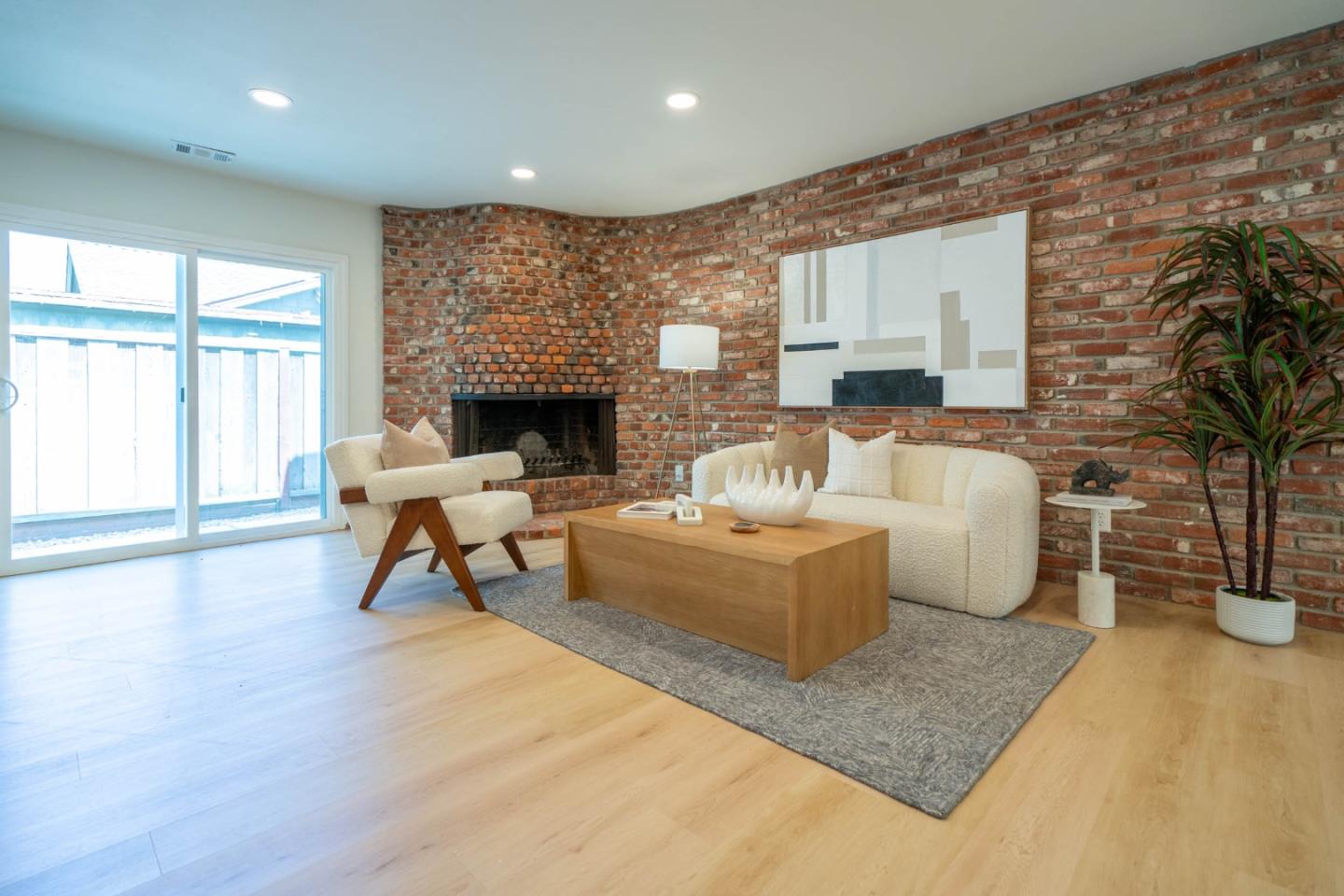 Detail Gallery Image 8 of 25 For 81 Rooney St, Santa Cruz,  CA 95065 - 3 Beds | 2 Baths