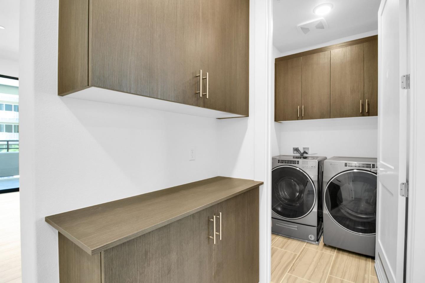 Detail Gallery Image 13 of 47 For 45349 Tom Blalock St #101,  Fremont,  CA 94539 - 4 Beds | 3/1 Baths