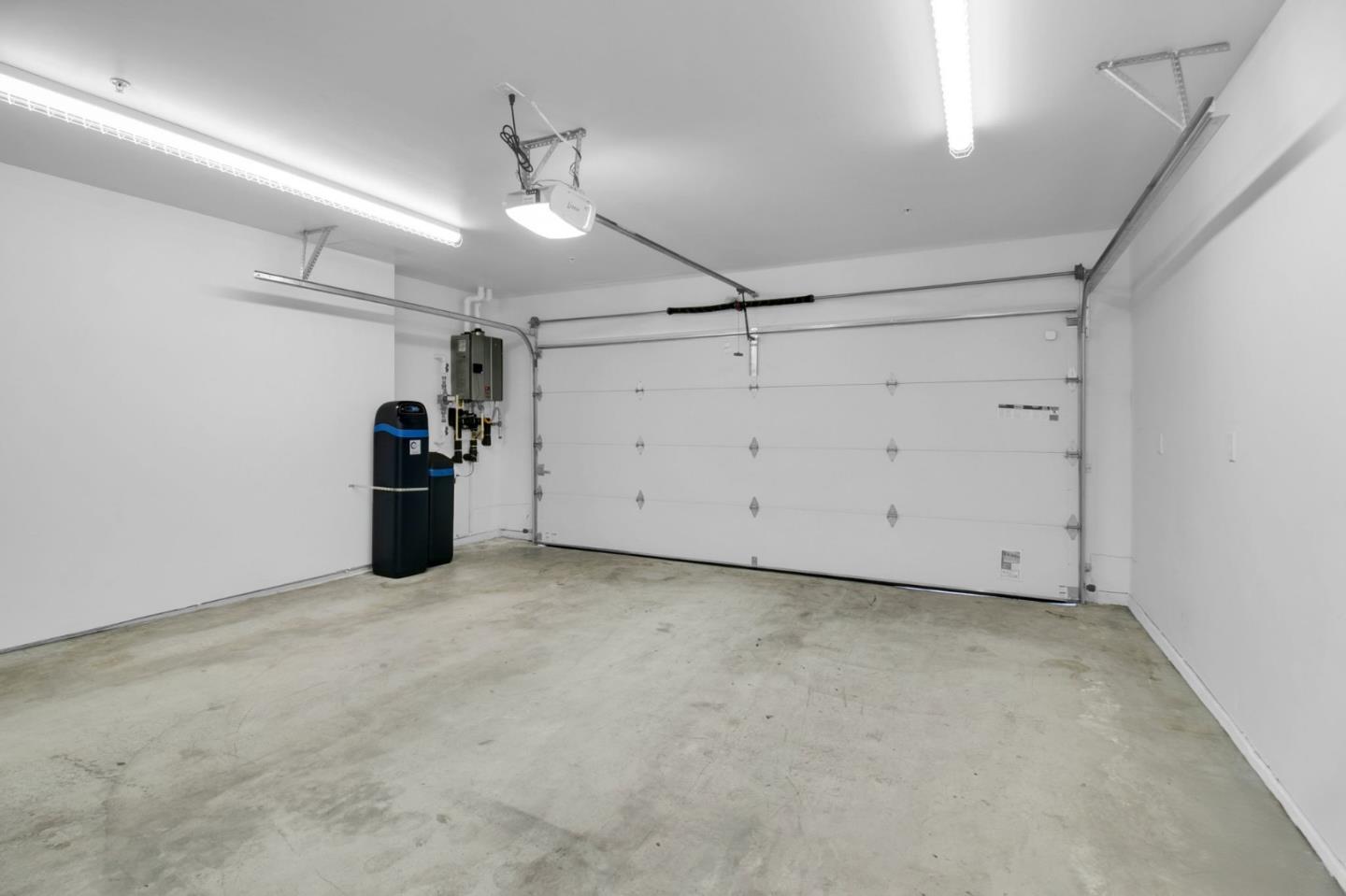 Detail Gallery Image 25 of 47 For 45349 Tom Blalock St #101,  Fremont,  CA 94539 - 4 Beds | 3/1 Baths