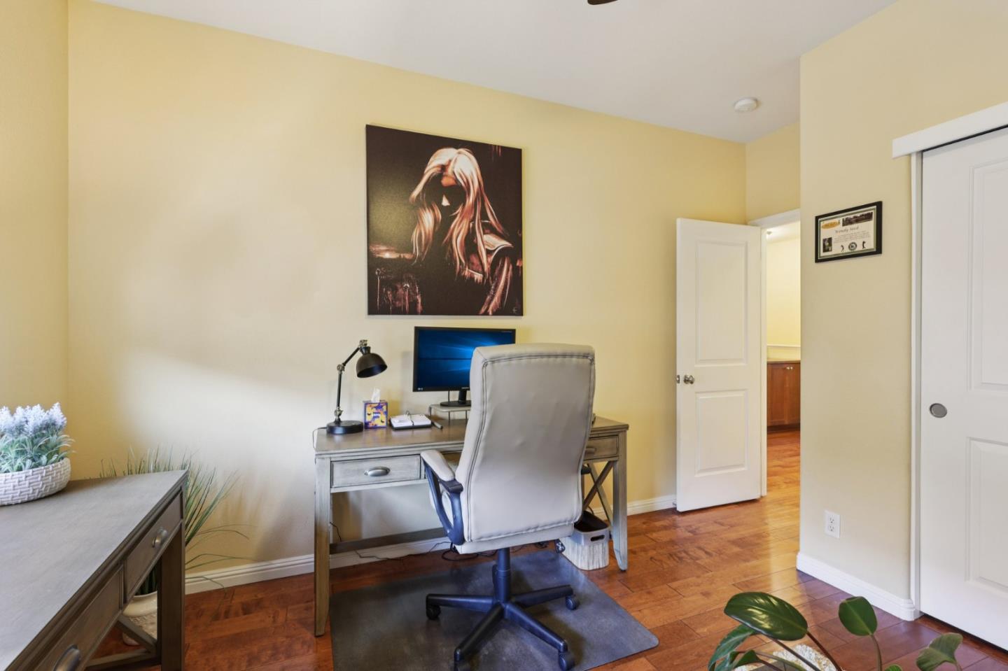 Detail Gallery Image 10 of 21 For 178 Salmar Ter, Campbell,  CA 95008 - 3 Beds | 2/1 Baths