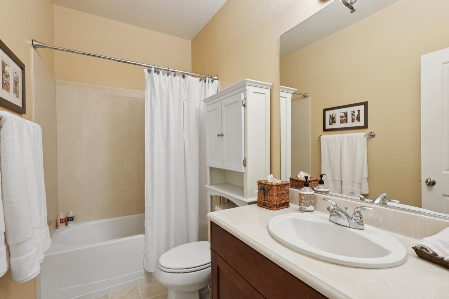 Detail Gallery Image 11 of 21 For 178 Salmar Ter, Campbell,  CA 95008 - 3 Beds | 2/1 Baths