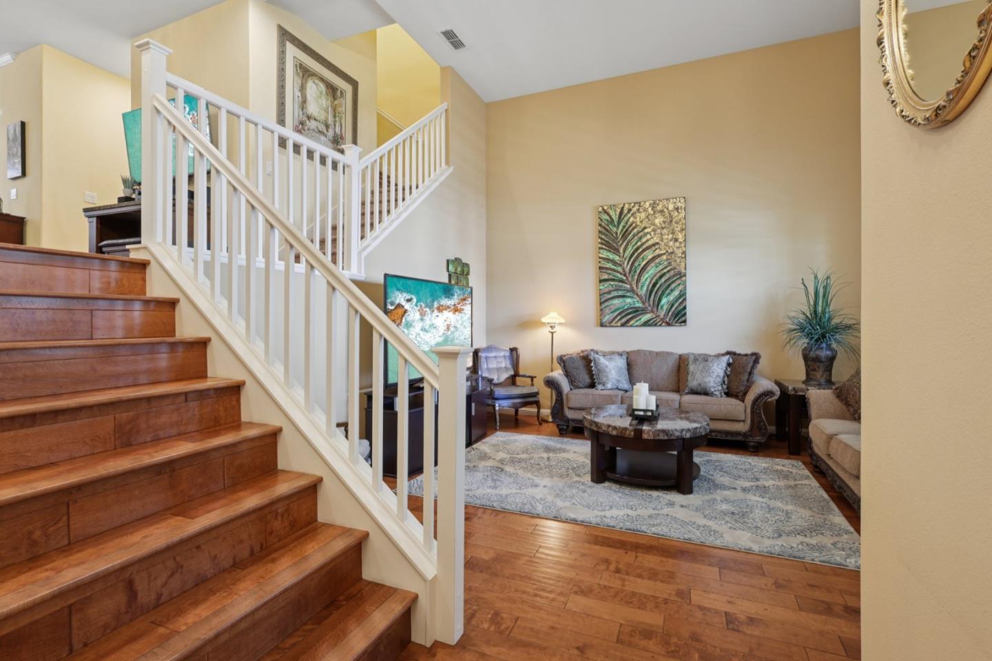 Detail Gallery Image 3 of 21 For 178 Salmar Ter, Campbell,  CA 95008 - 3 Beds | 2/1 Baths